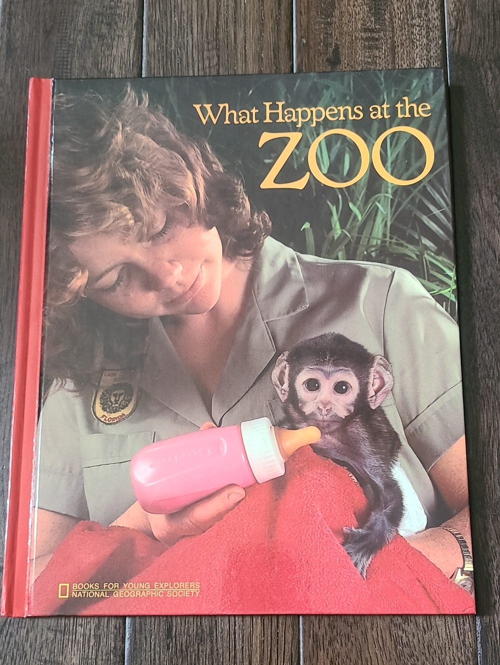 Vintage 1984 National Geographic "What Happens at the Zoo" Hardcover – Pristine
